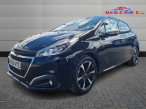 2018 Peugeot 208 1.2 Puretech Tech Edition in Black — image 3