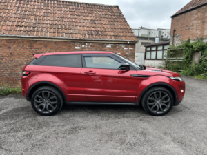 2012 Land Rover Range Rover Evoque 2.2 Sd4 Dynamic in Red — image 4