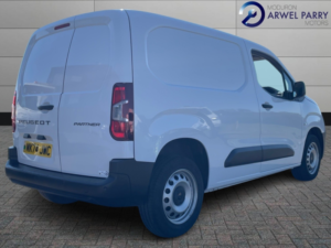 2024 Peugeot Partner 1.5 Bluehdi 1000 Professional in White — image 6