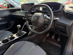 2020 Peugeot 208 1.2 Puretech Allure Euro 6 (s/s) 5dr in Black — image 3