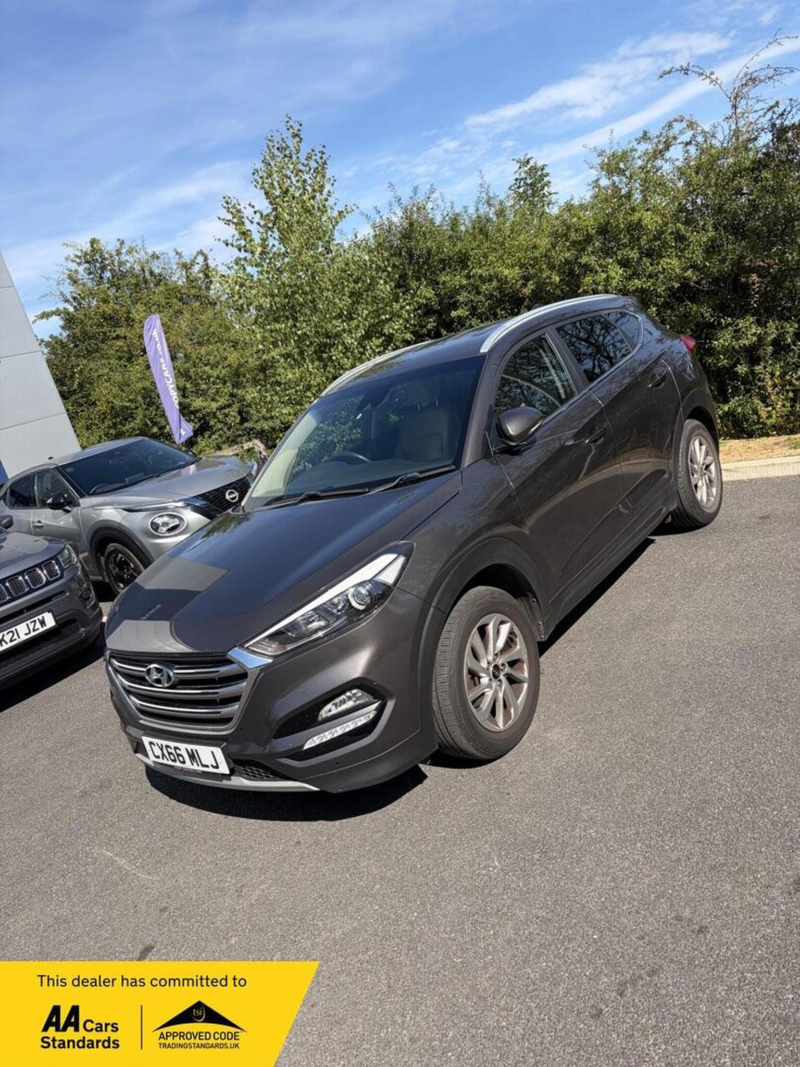 2016 Hyundai Tucson 1.7 Crdi Blue Drive Premium Euro 6 (s/s) 5dr in Grey — image 1