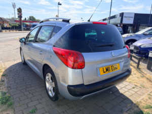 2011 Peugeot 207 Sw 1.6 Vti Allure Euro 5 5dr in Blue — image 4