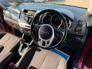 2015 Kia Venga 1.6 2 Auto Euro 6 5dr in Red — image 3