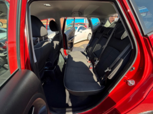 2015 Kia Venga 1.6 2 Auto Euro 6 5dr in Red — image 5