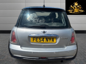 2004 MINI Hatch 1.6 Cooper Hatch in Silver — image 6
