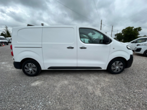 2021 Citroen Dispatch 1.5 Bluehdi 1000 Enterprise M in White — image 6