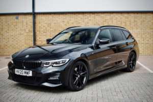 2020 BMW 3 Series 2.0 320d M Sport Touring in Black — image 5