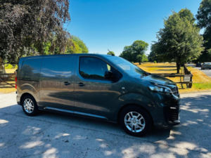 2022 Vauxhall Vivaro 1.5 Turbo D 2700 Sportive L1 H1 Euro 6 (s/s) 6dr in Grey — image 3