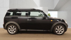 2010 MINI Clubman 1.6 Cooper Euro 4 5dr in Black — image 6