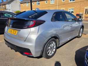 2016 Honda Civic 1.6 I-Dtec Sr Hatchback 5dr Diesel Manual Euro 5 (s/s) (120 Ps) in Silver — image 4