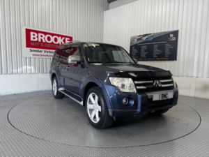 2009 Mitsubishi Shogun