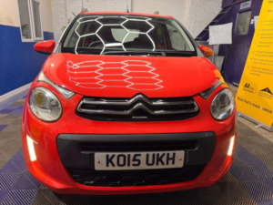 2015 Citroen C1 1.2 Puretech Feel Euro 6 5dr in Orange — image 3