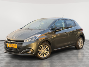 2017 Peugeot 208 1.2 Puretech Allure Hatchback 5dr Petrol Manual Euro 6 (s/s) (82 Ps) in Grey — image 4