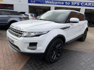 2013 Land Rover Range Rover Evoque 2.2 Sd4 Pure in White — image 3