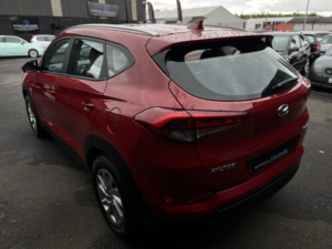 2017 Hyundai Tucson 1.6 Tucson Se 1.6 Gdi 132ps Bd in Red — image 5