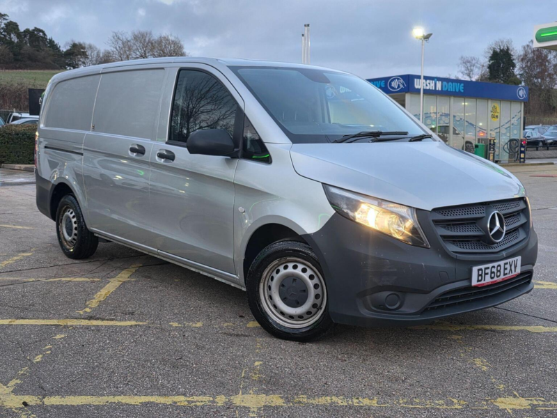 2018 Mercedes-Benz Vito 1.6 111 Cdi Fwd L2 Euro 6 6dr in Silver — image 1