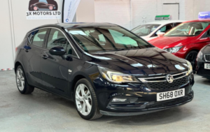2018 Vauxhall Astra 1.0i Turbo Ecotec Sri Euro 6 (s/s) 5dr in Blue — image 2