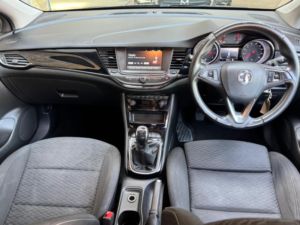 2018 Vauxhall Astra 1.0i Turbo Ecotec Sri Euro 6 (s/s) 5dr in Blue — image 4