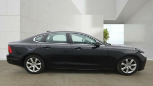 2019 Volvo S90 2.0 D4 Momentum Auto Euro 6 (s/s) 4dr in Black — image 6