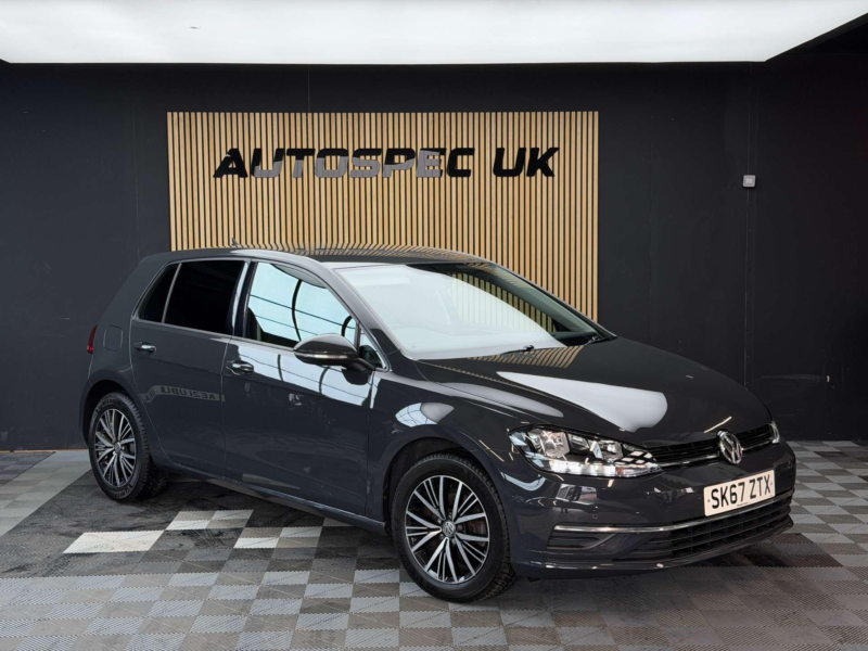 2018 Volkswagen Golf 1.0 Tsi Bluemotion Tech Se Hatchback 5dr Petrol Manual Euro 6 (s/s) (110 Bhp) in Grey — image 1