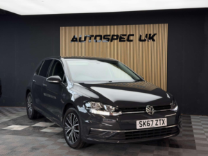 2018 Volkswagen Golf 1.0 Tsi Bluemotion Tech Se Hatchback 5dr Petrol Manual Euro 6 (s/s) (110 Bhp) in Grey — image 2