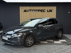 2018 Volkswagen Golf 1.0 Tsi Bluemotion Tech Se Hatchback 5dr Petrol Manual Euro 6 (s/s) (110 Bhp) in Grey — image 6