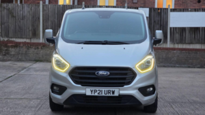 2020 Ford Transit Custom 2.0 320 Ecoblue Limited Crew Van L1 H1 Euro 6 (s/s) 5dr in Silver — image 3