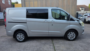 2020 Ford Transit Custom 2.0 320 Ecoblue Limited Crew Van L1 H1 Euro 6 (s/s) 5dr in Silver — image 5