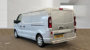 2018 Vauxhall Vivaro 1.6 Cdti 2900 Biturbo Ecotec Sportive L2 H1 Euro 6 (s/s) 5dr in Silver — image 3