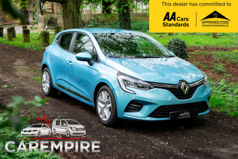 2020 Renault Clio 1.0 Play Sce 75 in Blue — image 1