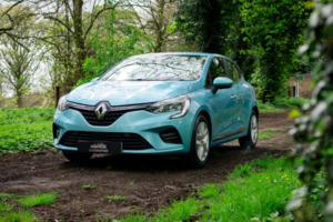 2020 Renault Clio 1.0 Play Sce 75 in Blue — image 2