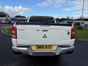 2016 Mitsubishi L200 2.4 Di-D Dc Warrior Auto 4WD Euro 5 4dr in White — image 6
