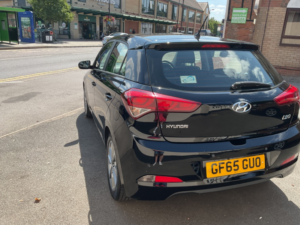 2015 Hyundai I20 1.4 Crdi Se in Black — image 4