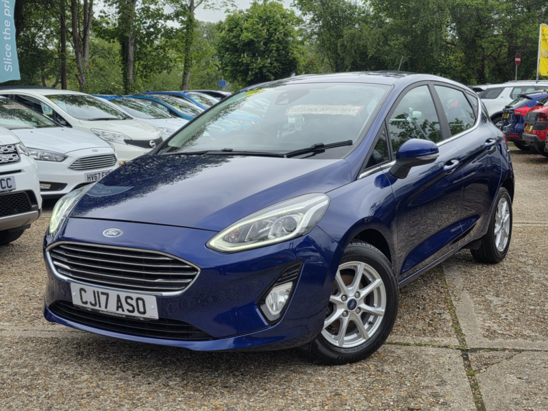 2017 Ford Fiesta 1.0 T Ecoboost Zetec in Blue — image 1