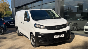 2024 Vauxhall Vivaro 1.5 Turbo D 2900 Prime L2 H1 Euro 6 (s/s) 6dr in White — image 4