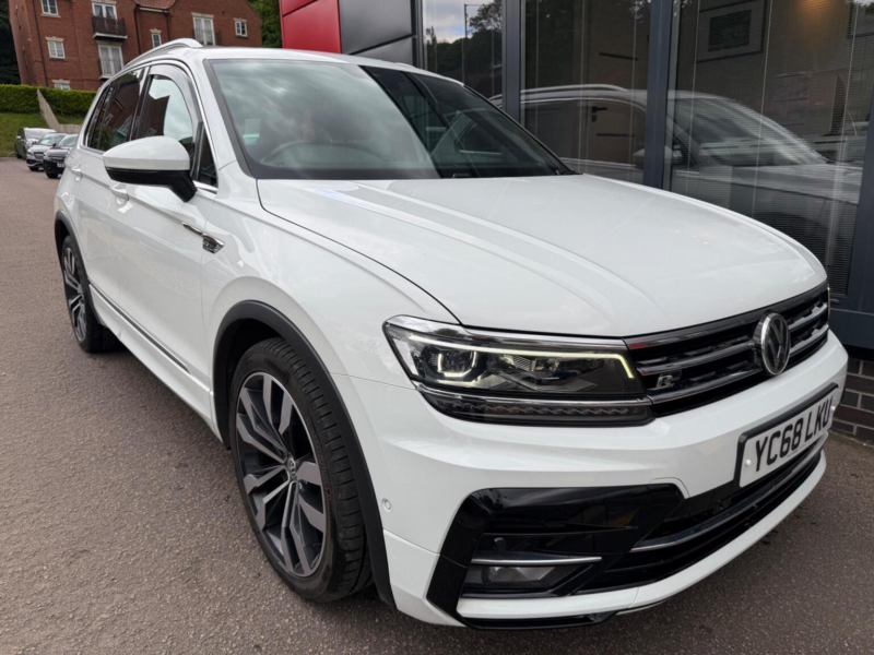 2018 Volkswagen Tiguan 2.0 Tdi R-Line DSG 4motion Euro 6 (s/s) 5dr in White — image 1