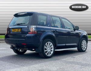 2014 Land Rover Freelander 2.2 Freelander Se Tech Sd4 Auto 4WD 5dr in Blue — image 4