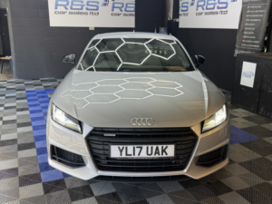 2017 Audi Tt 2.0 Tdi Black Edition in Silver — image 3