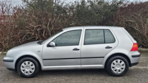 2002 Volkswagen Golf in Silver — image 6