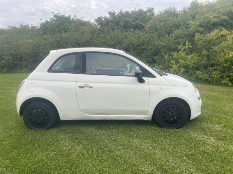 2010 Fiat 500 1.2 Pop in White — image 1