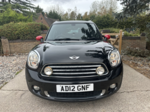 2012 MINI Countryman 2.0 Cooper D Countryman Auto in Black — image 2