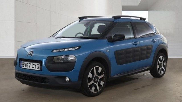 2017 Citroen C4 Cactus 1.2 Puretech Flair Blue 5dr 1 Keeper+satnav in Blue — image 1