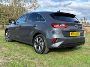 2019 Kia Ceed 1.4 T-Gdi 3 Dct Euro 6 (s/s) 5dr in Grey — image 6