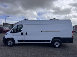 2025 Fiat Ducato 2.2 Ducato Maxi 35 L4h2 Mjet3 140ps Xlwb. Only 11600 Miles in White — image 6