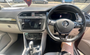 2018 Volkswagen Tiguan 2.0 Tsi Sel DSG 4motion Euro 6 (s/s) 5dr in Red — image 4