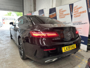 2019 Mercedes-Benz E Class 2.0 E220d Amg Line G-Tronic+ 4matic Euro 6 (s/s) 2dr in Black — image 4