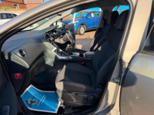 2015 Peugeot 3008 1.6 Hdi Active Euro 5 5dr in Grey — image 4