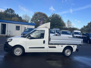 2021 Fiat Doblo 1.6 Work Up — image 2