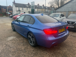 2017 BMW 3 Series 2.0 320d M Sport Shadow Edition Saloon 4dr Diesel Auto Euro 6 (s/s) (190 Ps) in Blue — image 4