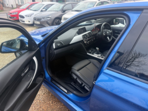 2017 BMW 3 Series 2.0 320d M Sport Shadow Edition Saloon 4dr Diesel Auto Euro 6 (s/s) (190 Ps) in Blue — image 6